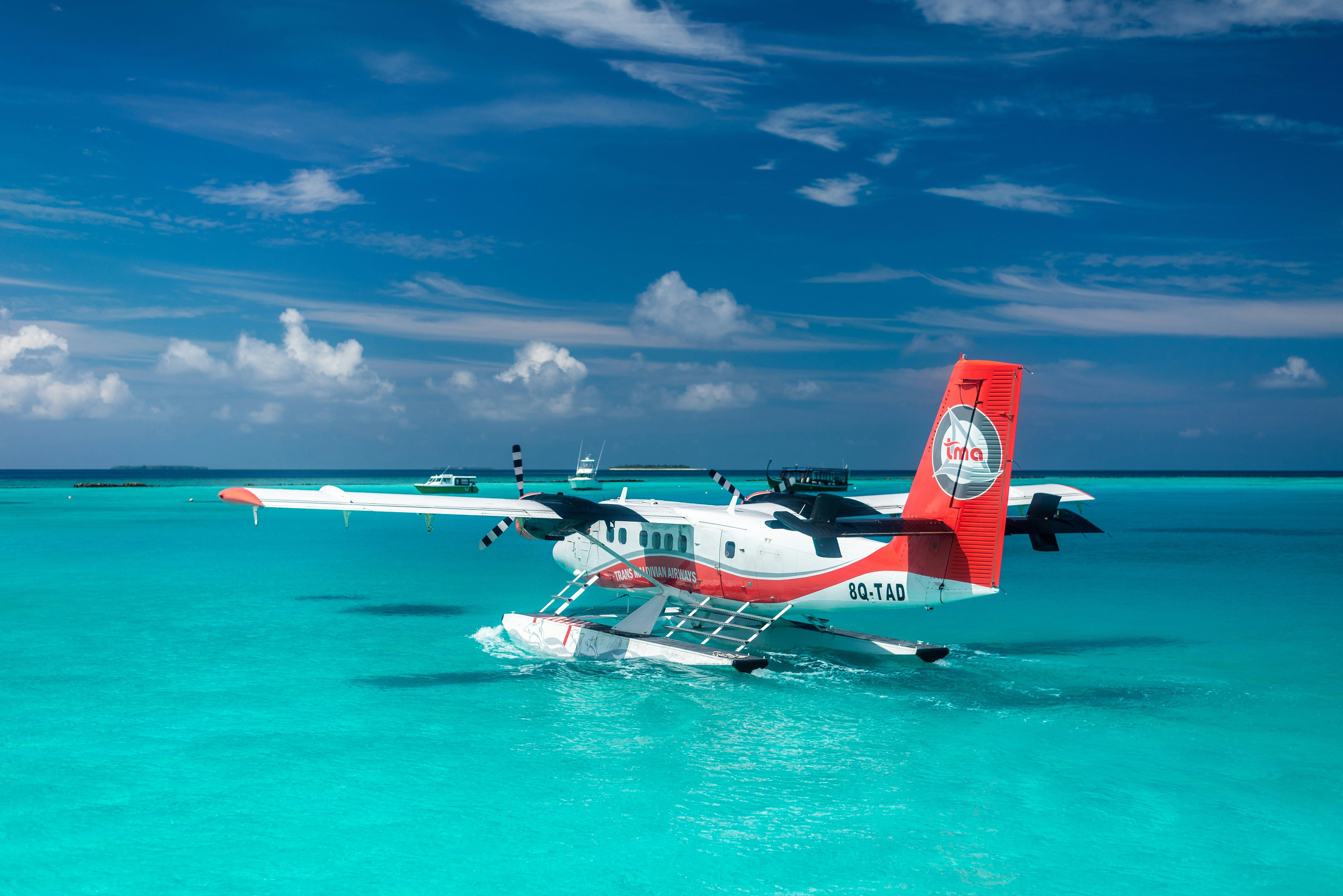 Seaplane transfer in Seychelles